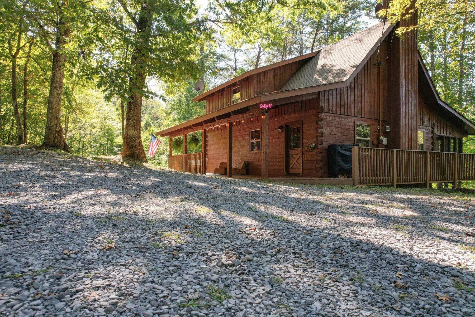 Dudley IV By Avantstay Cosy Cabin W Hot Tub Sweeping Views 鸽子谷 外观 照片